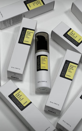 1. آبرسان و بازسازی طبیعی پوست 2. کاهش خطوط ریز و چین و چروک 3. برطرف کننده تیرگی اطراف چشم 4. بهبود پف زیر چشم * حجم: 25 میلی لیتر مناسب برای: انواع پوست * کشور مبدا برند: کره جنوبی